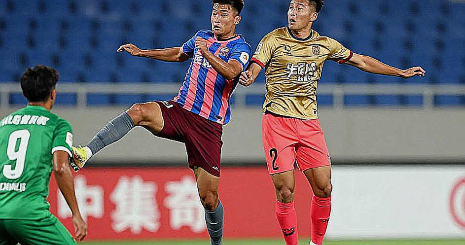 V.League: bán cảm xúc, cho không tài sản