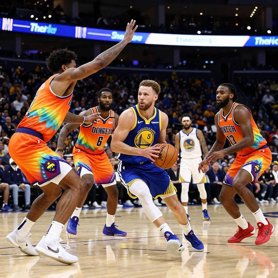 NBA Đánh Heavy Clippers Vì Scandal Kawhi Leonard: Chủ Sở Hữu Steve Ballmer Bị Treo Giấy, Phạt 30 Triệu Đô La Và Mất 5 Pick Đầu Tiên