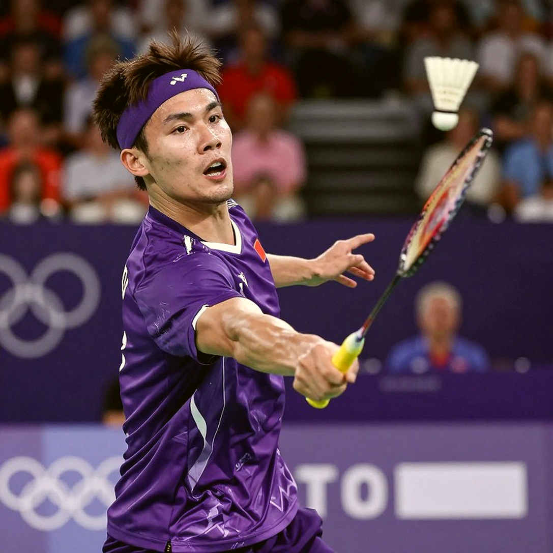 Huyền thoại cầu lông Việt Nam 2026: Khi cậu bé vàng học cách kiềm chế Huyền thoại cầu lông Việt Nam 2026: Khi cậu bé vàng học cách kiềm chế