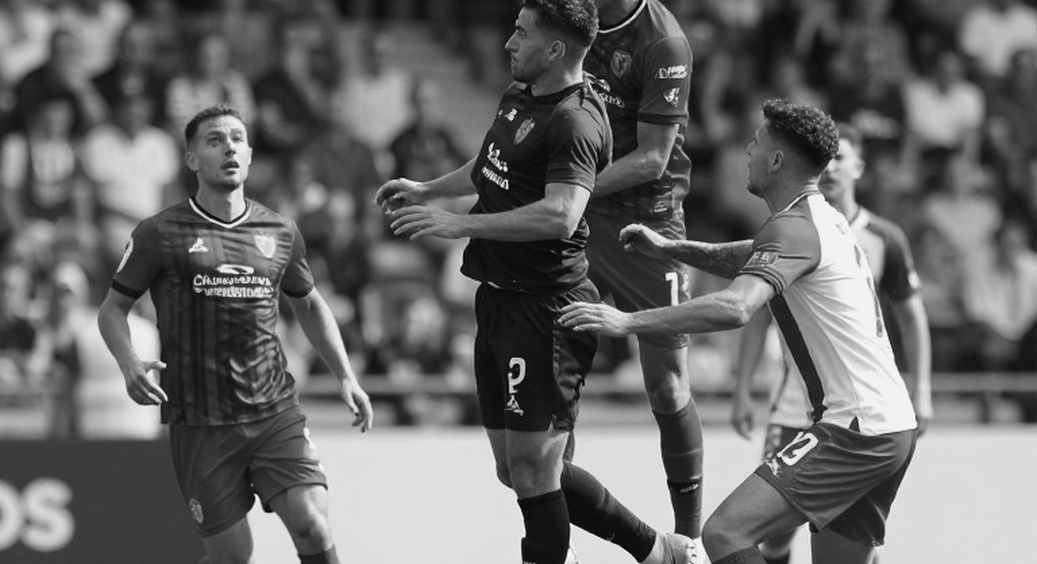 Cú đúp của Zabiri và tấm bản đồ Racing Santander chưa ai chịu đọc